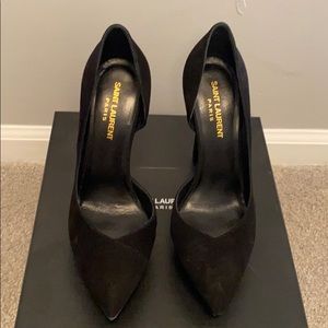 YSL Janis pump 38 suede black